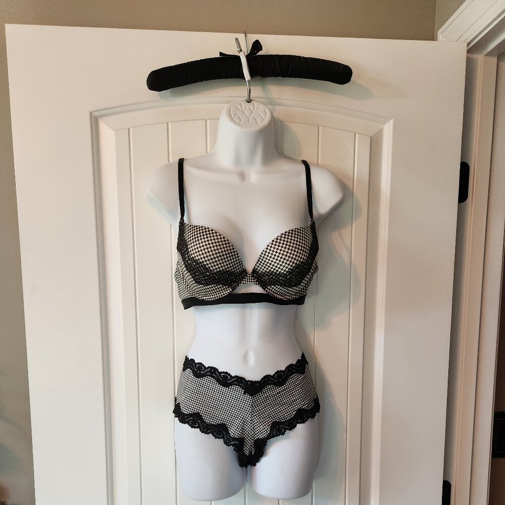 Victoria's Secret Bra
